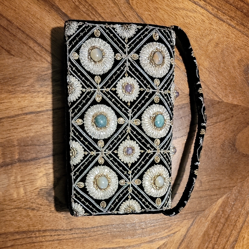 Vintage Black and Gold Embroidered Velvet Wristlet Clutch